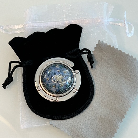 Foldable Bag Hook/Purse Hanger - Handmade - Blue Flowers - Fits Most Tables - Picture 7 of 7